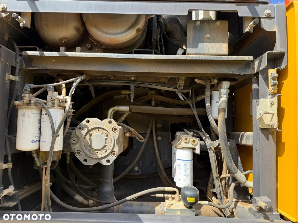 Volvo EC 380 EL - 12