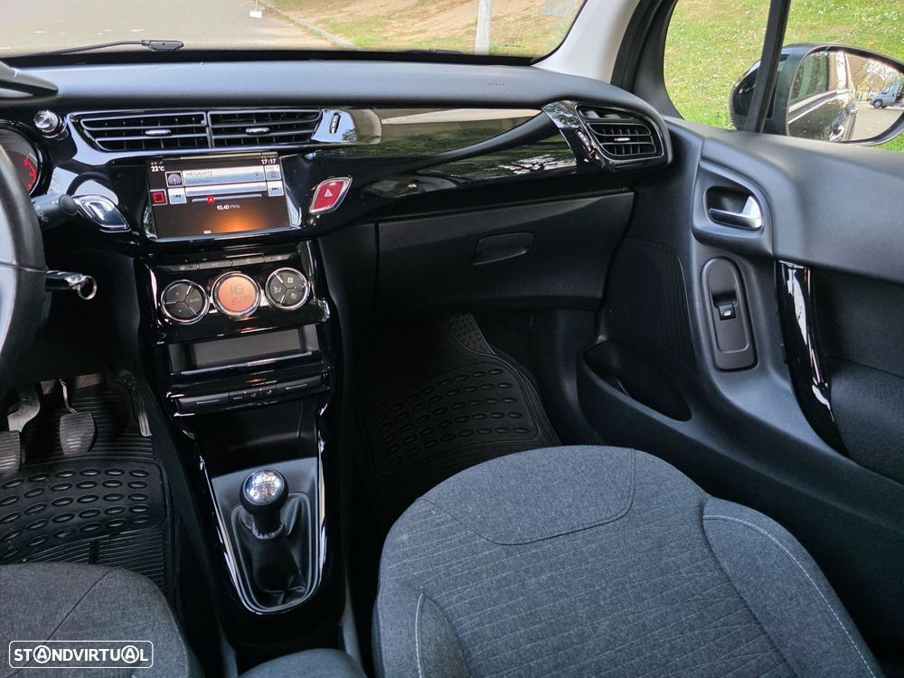 Citroën C3 1.2 PureTech Collection - 29