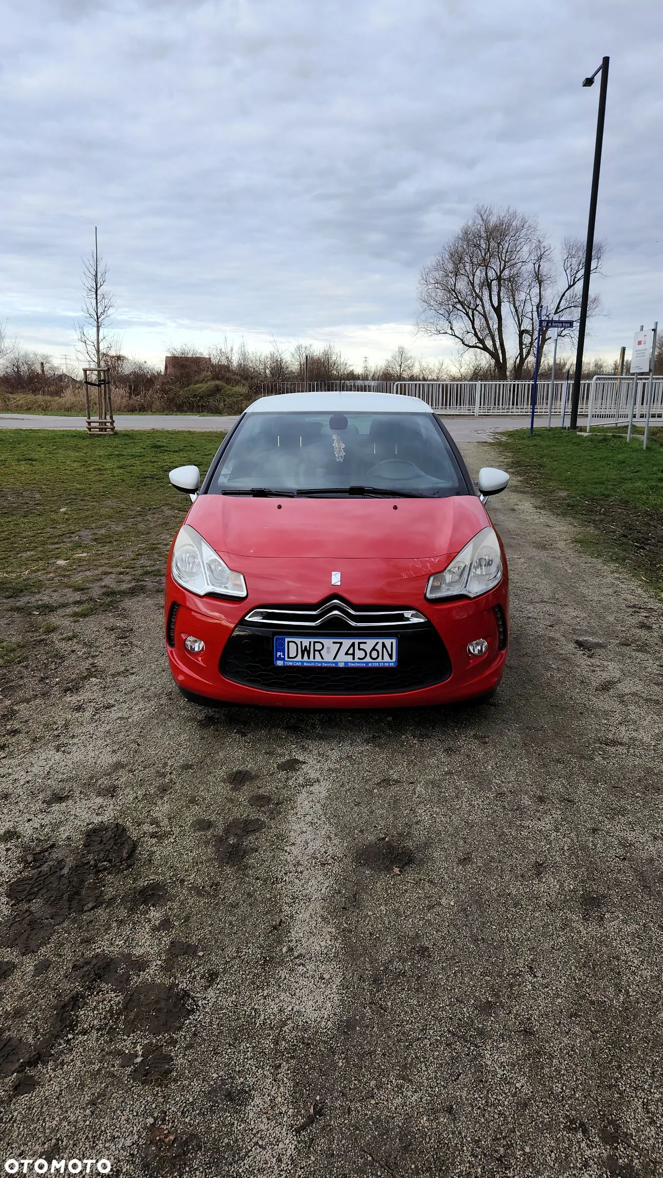 Citroën DS3 1.6 e-HDi SoChic - 1