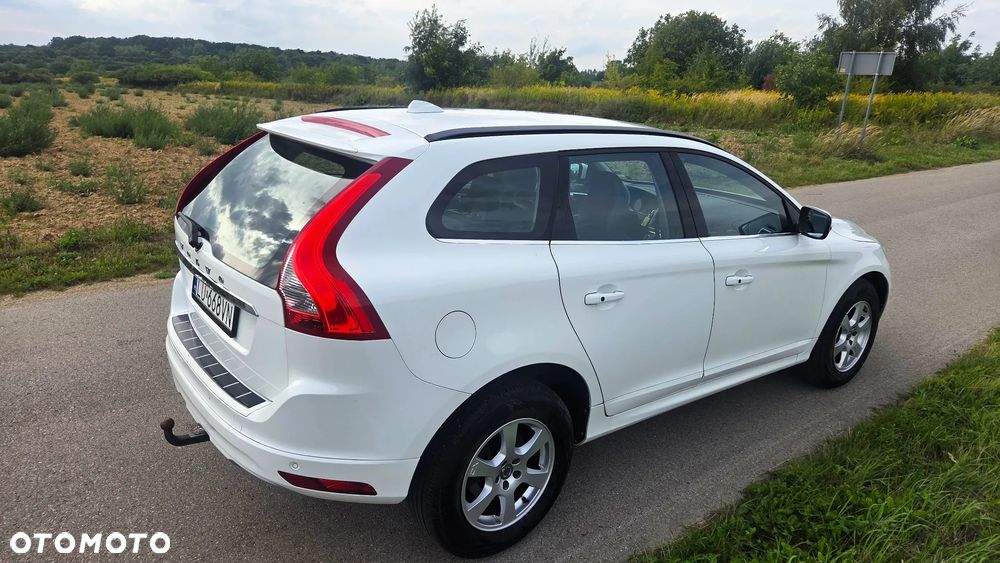 Volvo XC 60 D3 Geartronic Momentum - 8