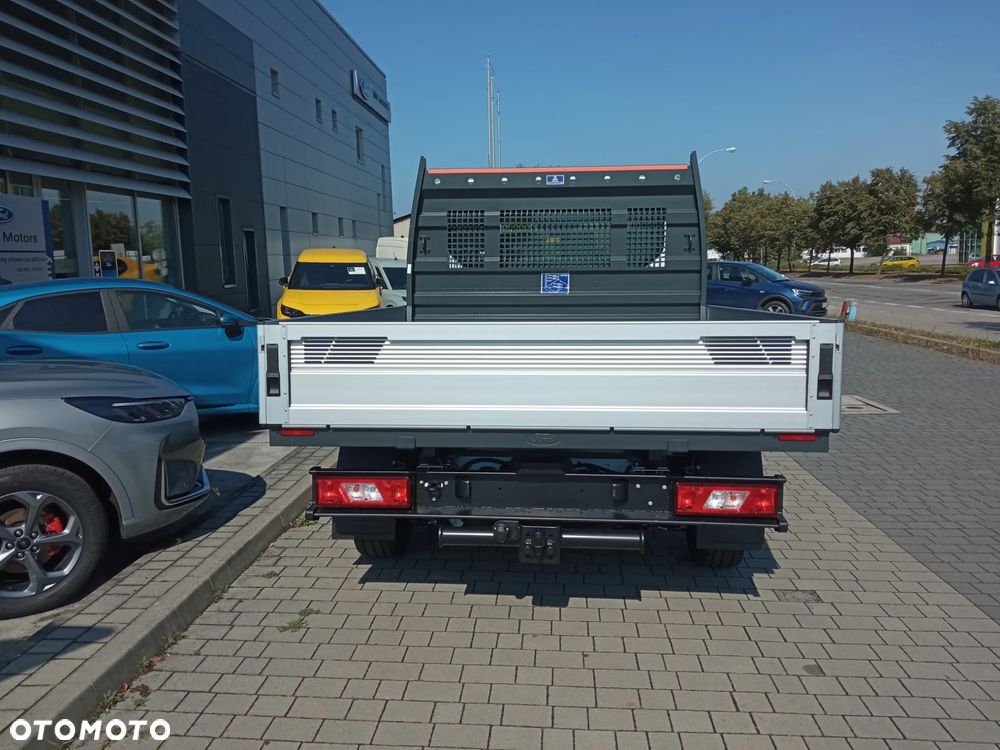 Ford Transit - 7