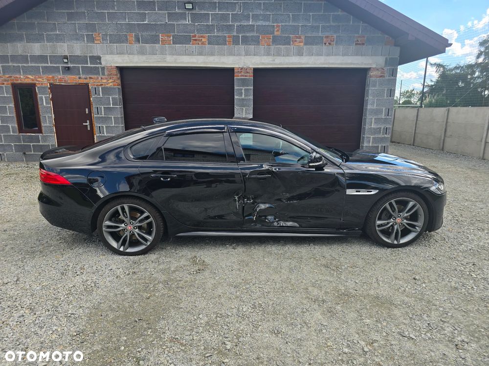 Jaguar XF 20d R-Sport - 6