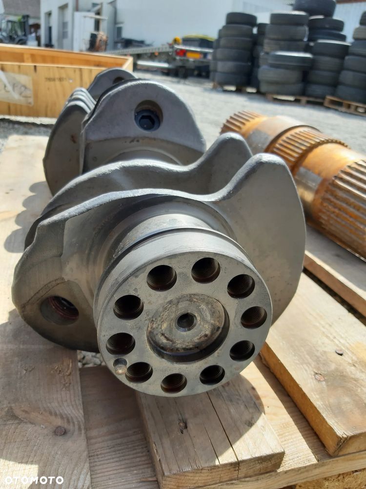 New Holland E805 Isuzu 6WG1 wał korbowy hitachi NOWY ORYGINAŁ 87384743 - 2