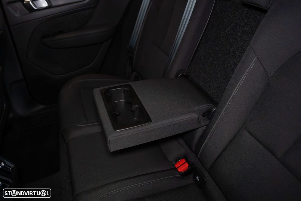 Volvo C40 Recharge Twin Motor Plus - 34