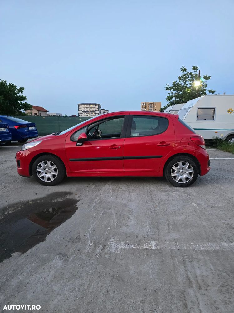 Peugeot 207 1.4 HDI Trendy - 5