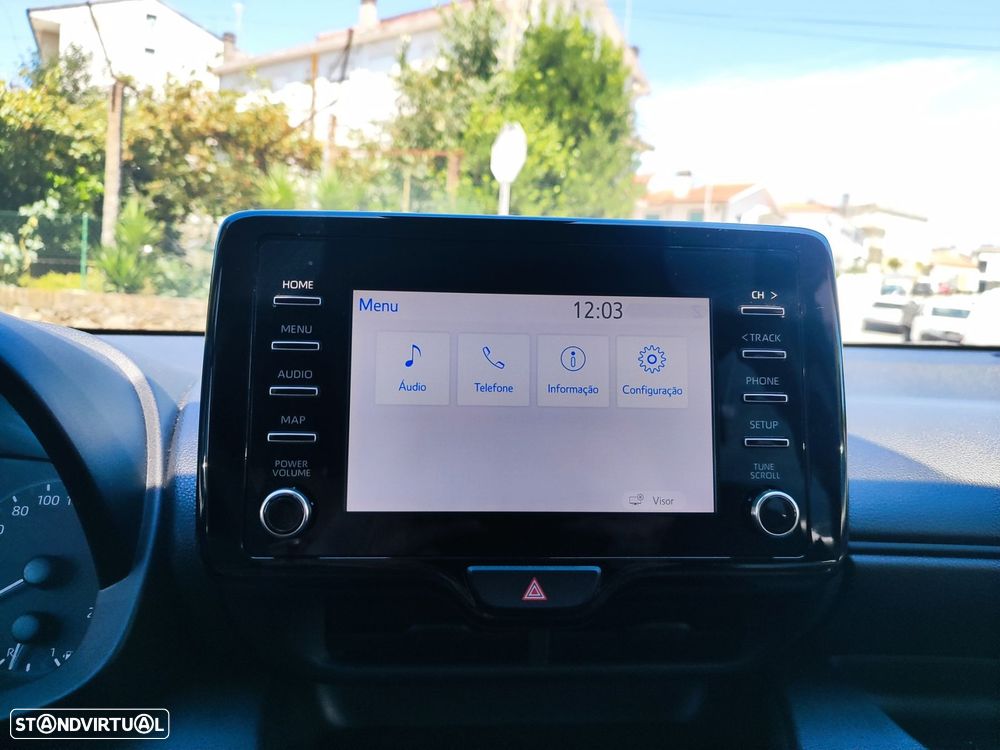Toyota Yaris - 16