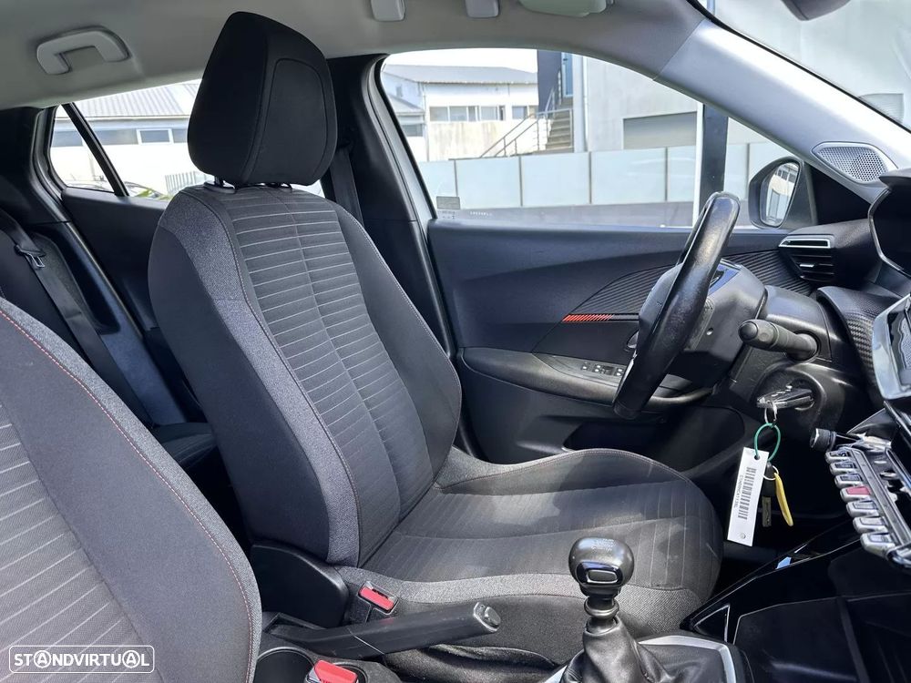 Peugeot 2008 1.5 BlueHDi Style - 45