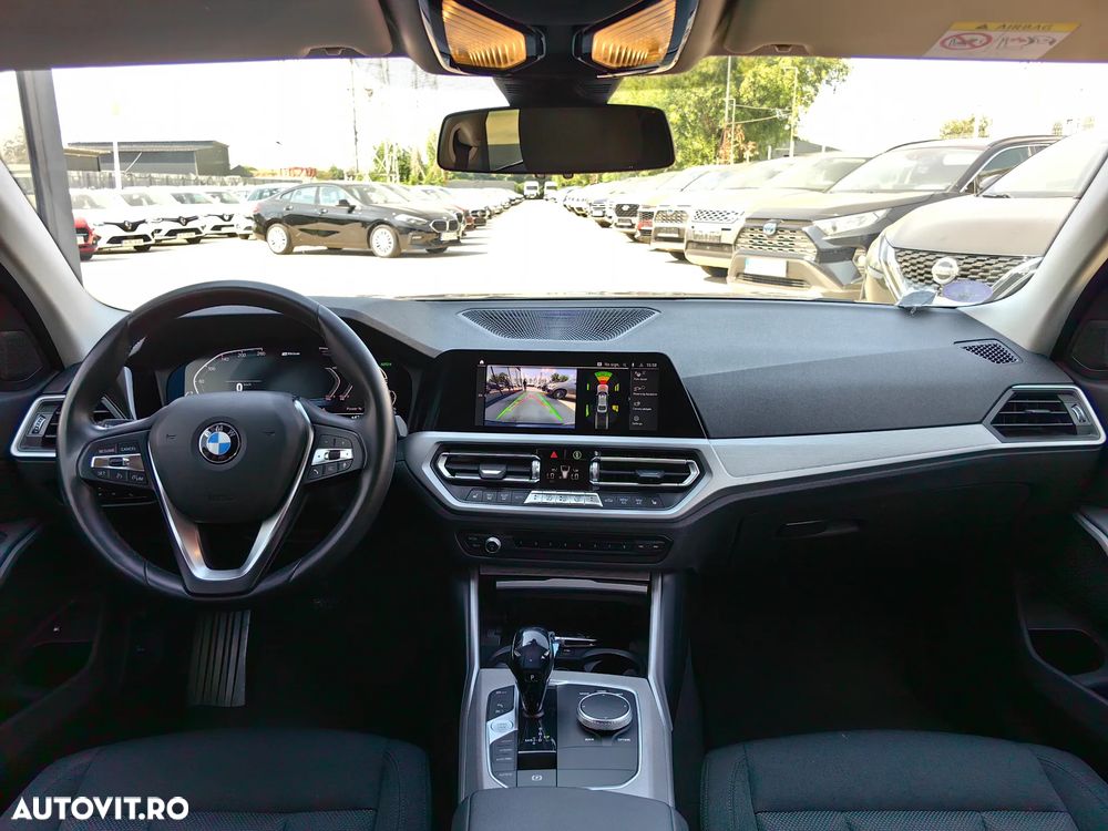 BMW Seria 3 330e iPerformance Advantage - 24