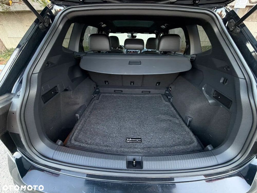 Volkswagen Tiguan - 19
