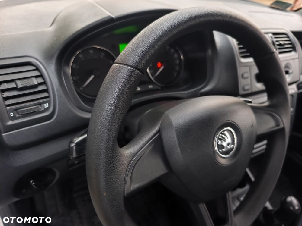 Skoda Roomster - 32