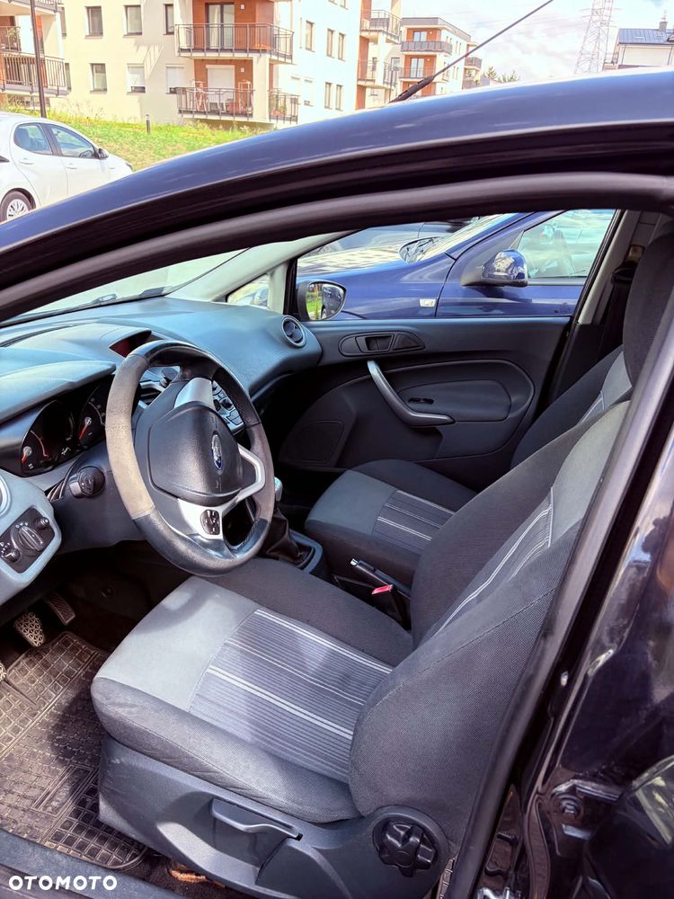 Ford Fiesta 1.6 TDCi Titanium - 7