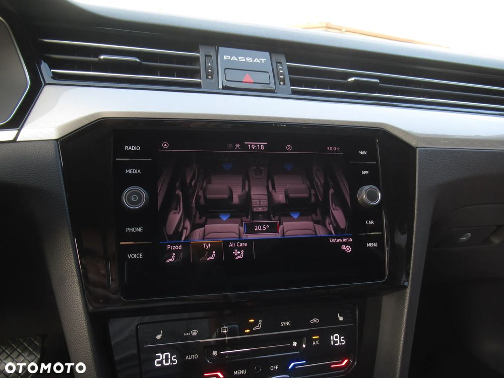 Volkswagen Passat 1.5 TSI EVO Business DSG - 29