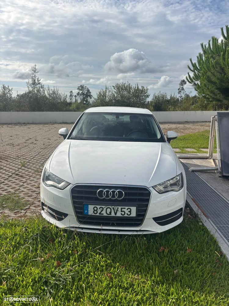 Audi A3 Sportback 1.6 TDI Attraction Ultra - 3