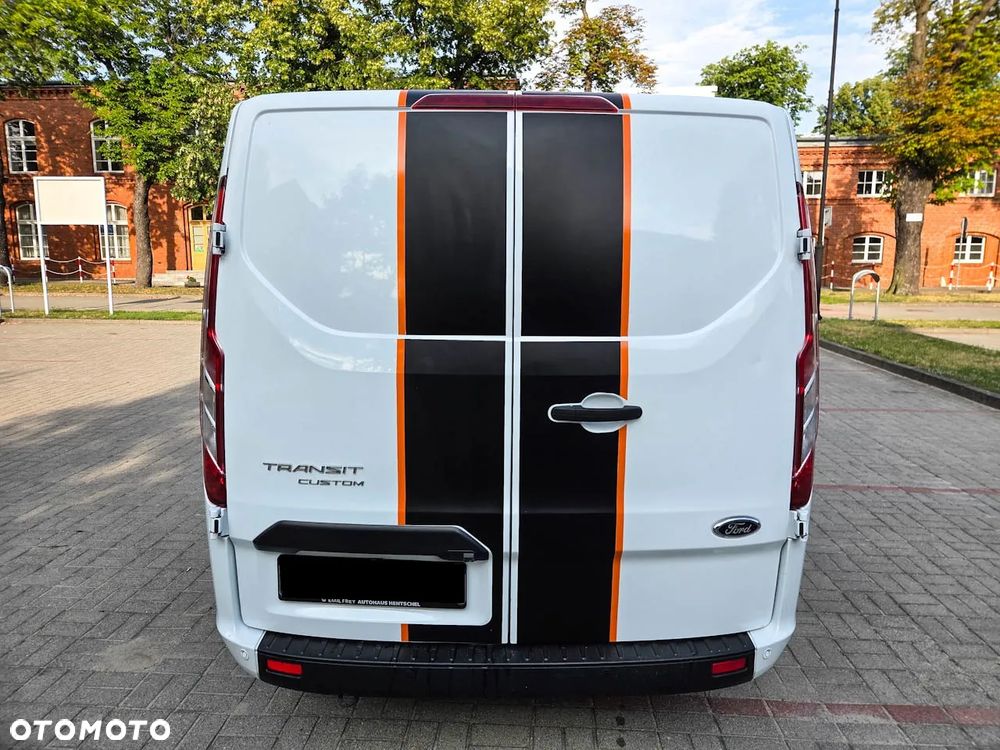 Ford TRANSIT CUSTOM - 3