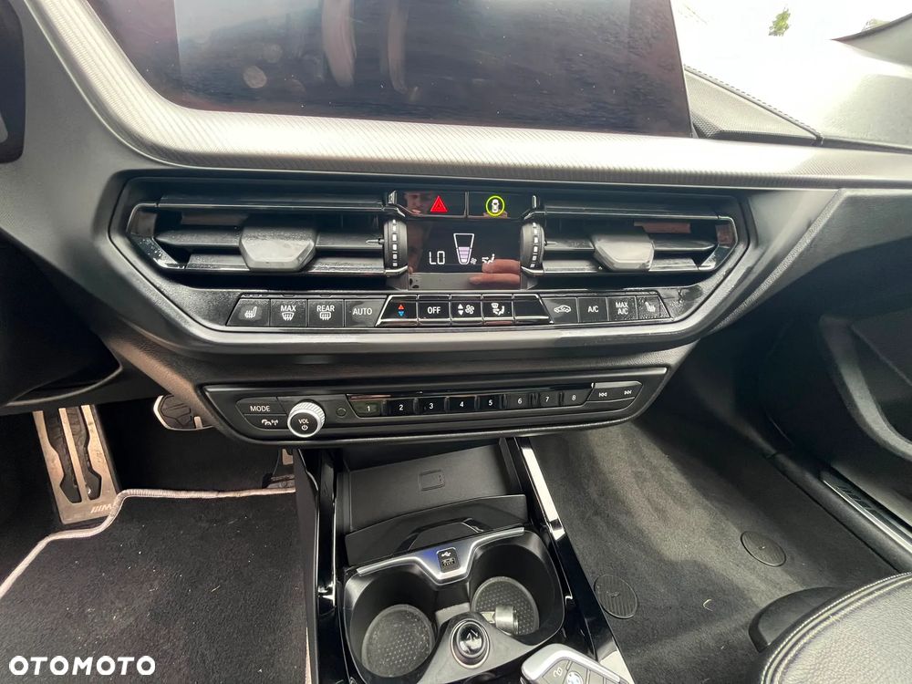 BMW Seria 1 118i M Sport - 23