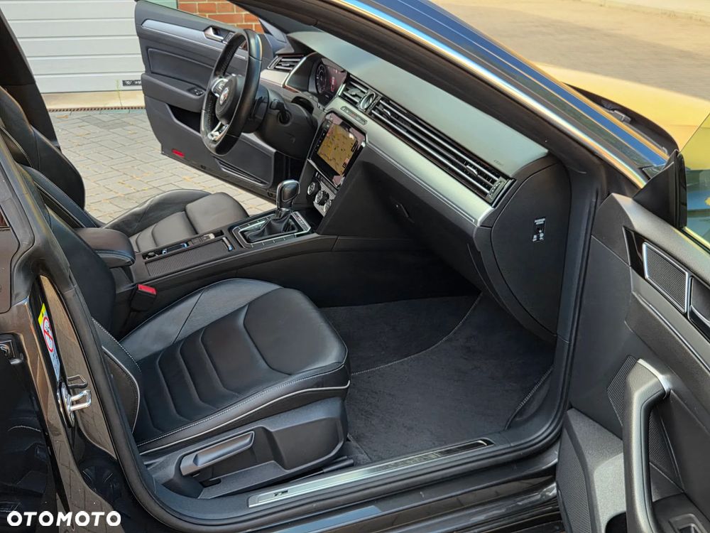 Volkswagen Arteon 2.0 TDI SCR 4Motion DSG R-Line Edition - 20