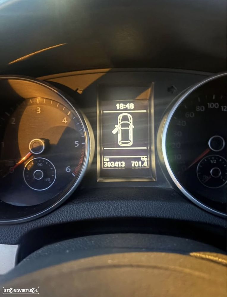 VW Golf Variant 1.6 TDi Confortline - 6