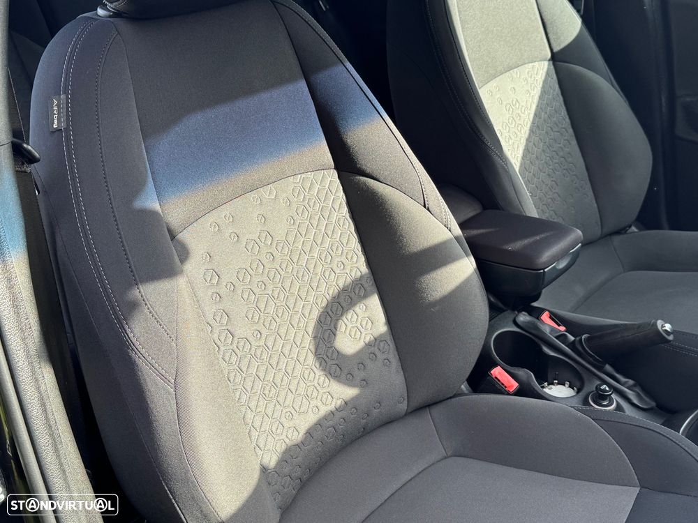 Alfa Romeo Giulietta 1.6 JTDm Veloce - 30