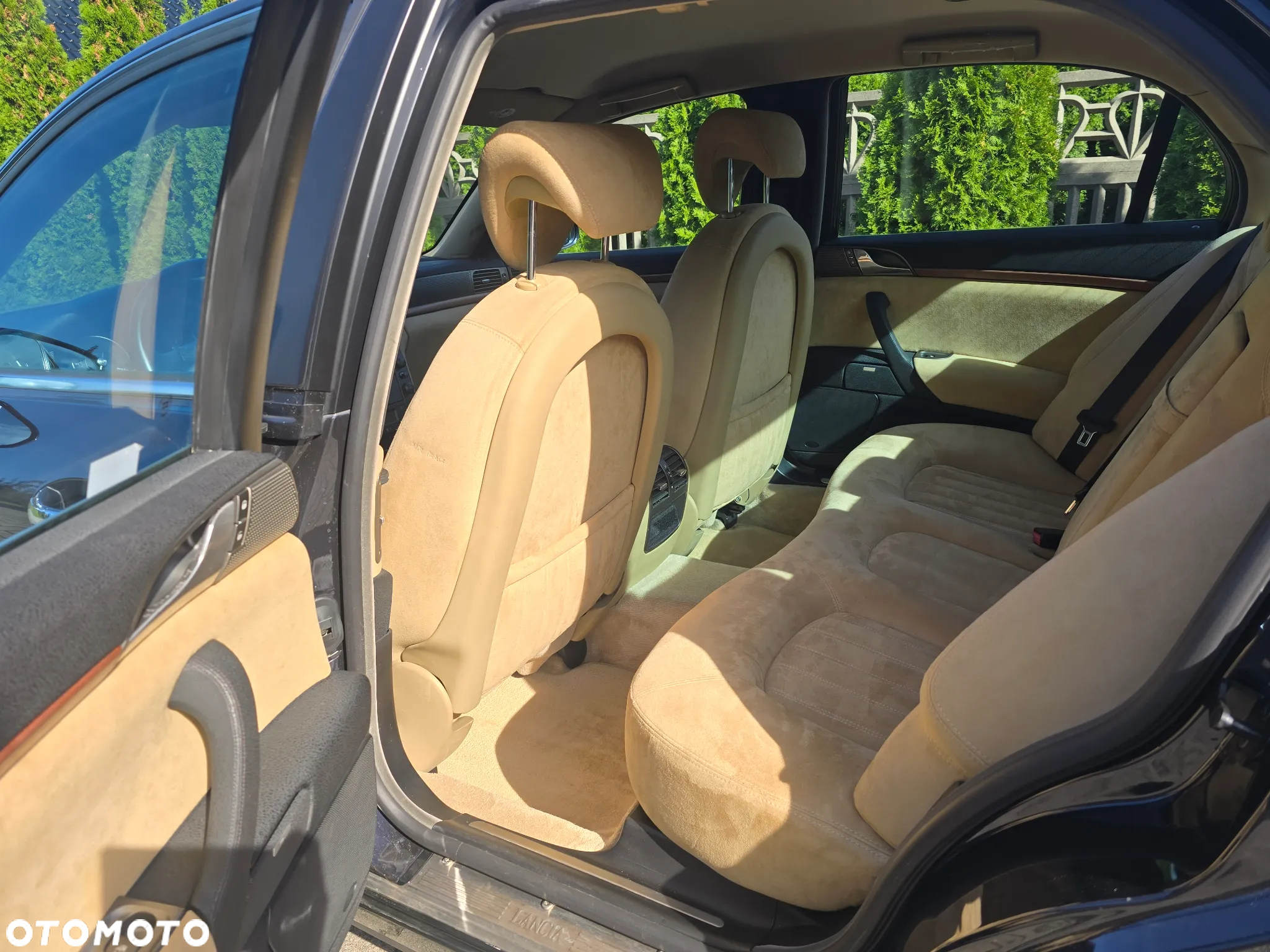 Lancia Thesis 2.4 JTD Executive - 10