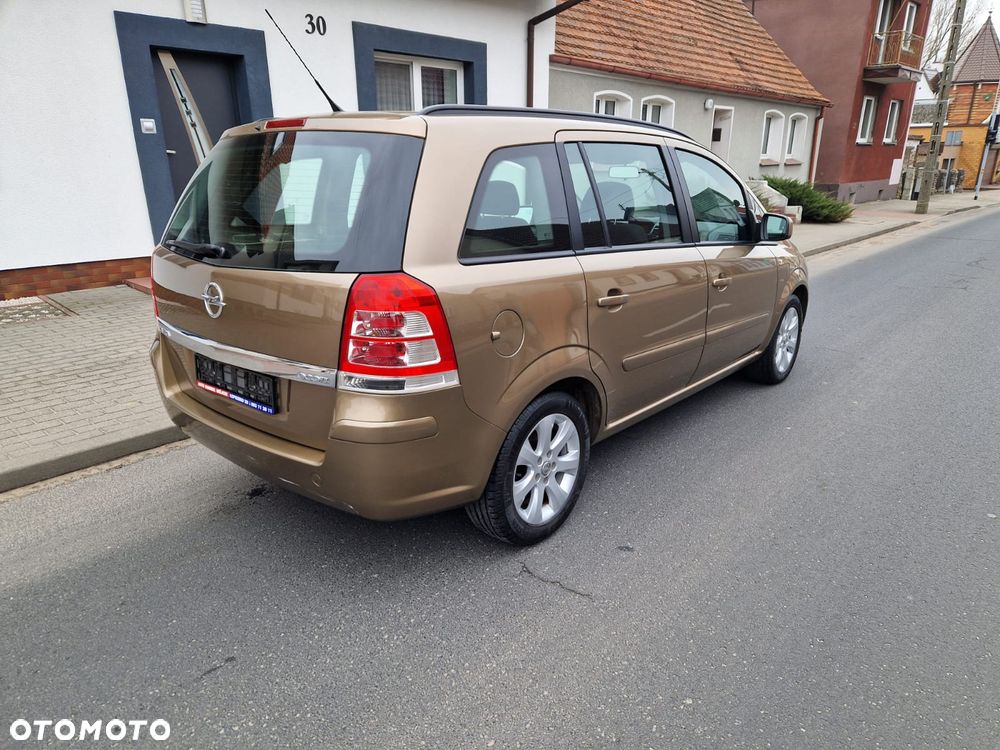 Opel Zafira 1.6 ECOFLEX Family Plus - 7