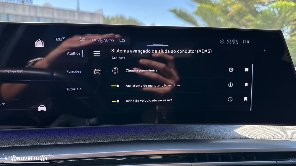 Peugeot E-3008 73 kWh Allure - 41