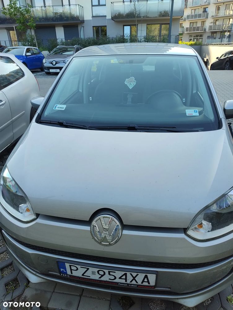 Volkswagen up! 1.0 move - 10