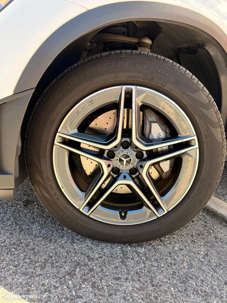 Mercedes-Benz GLC 300 e 4Matic - 3