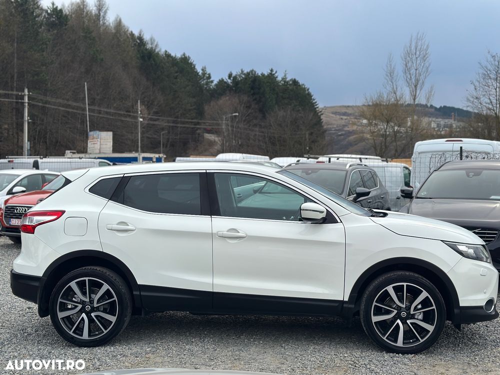 Nissan Qashqai 1.6 DIG-T N-Connecta - 14