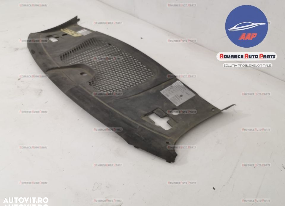 Acoperire trager original in stare buna Porsche  Macan  1 [2014 - 2018 - 4