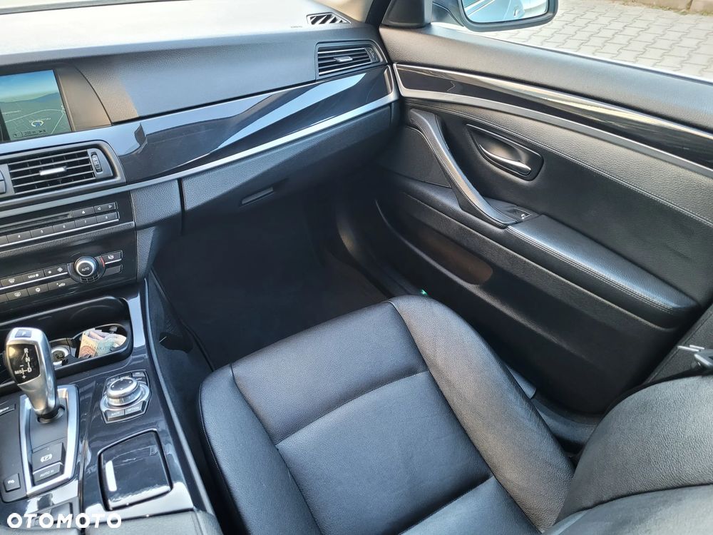 BMW Seria 5 520d - 11