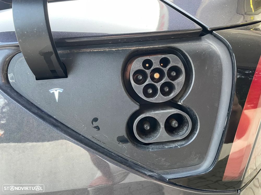 Tesla Model 3 Standard Range Plus RWD - 18