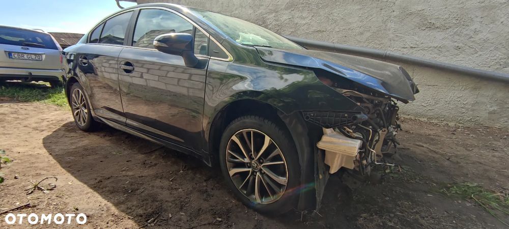 Toyota Avensis 2.0 D-4D Prestige - 13