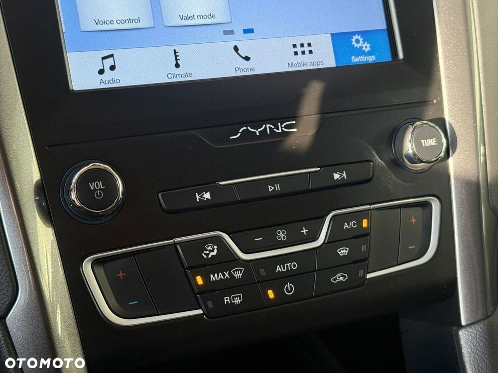 Ford Mondeo - 25