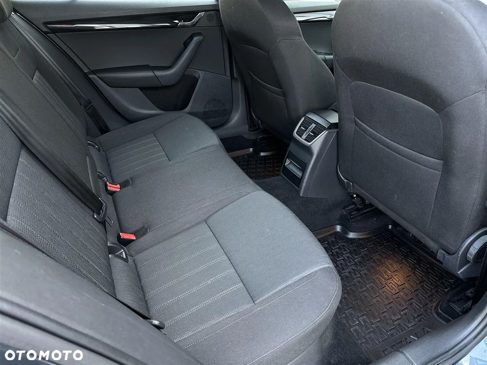 Skoda Octavia 2.0 TSI Style DSG - 8