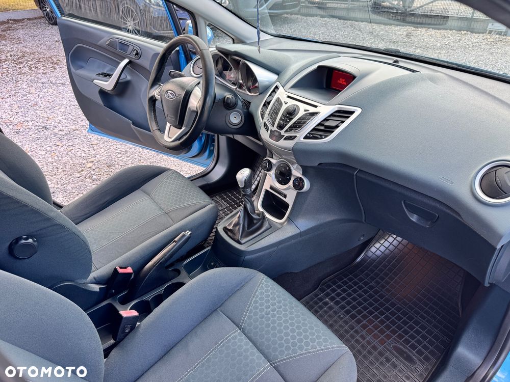 Ford Fiesta 1.4 Champions Edition - 18