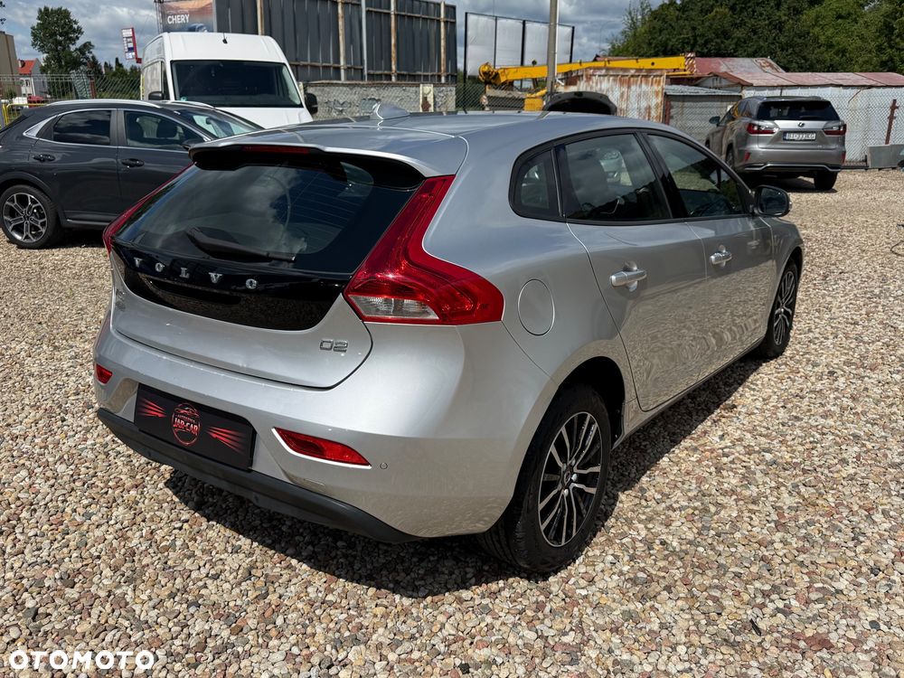 Volvo V40 D2 Kinetic - 14