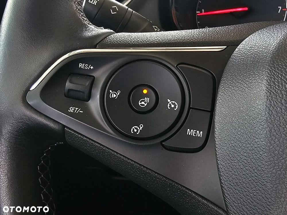Opel Grandland X - 17