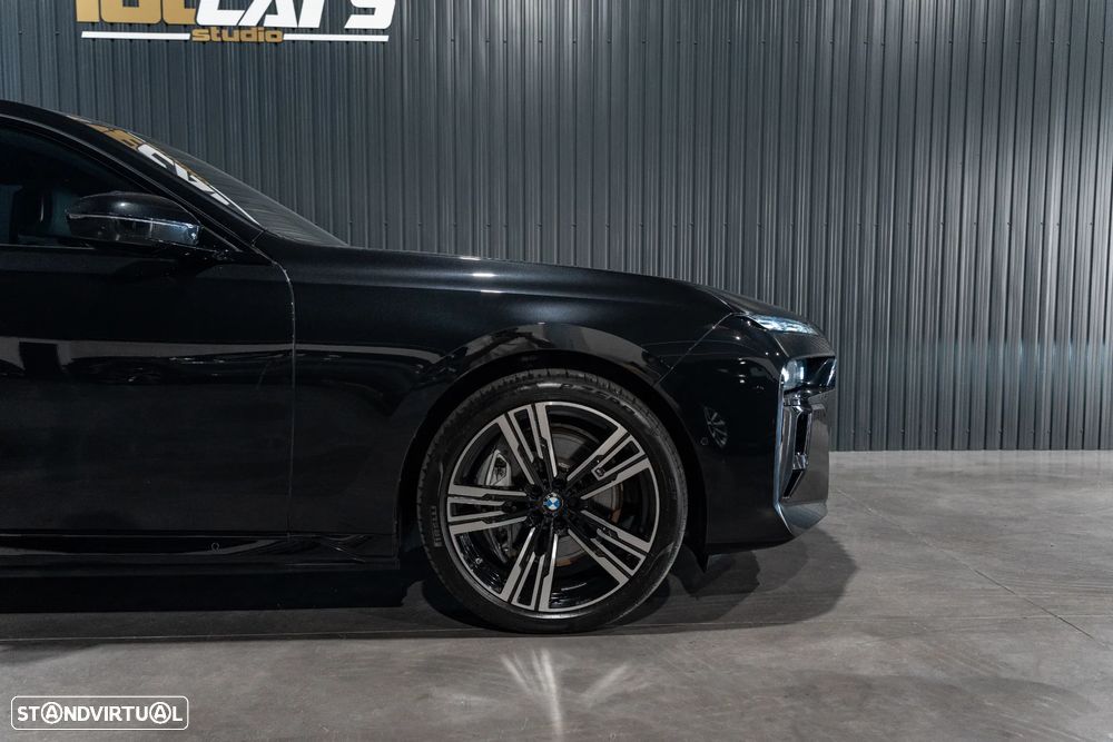BMW 750 e xDrive - 46