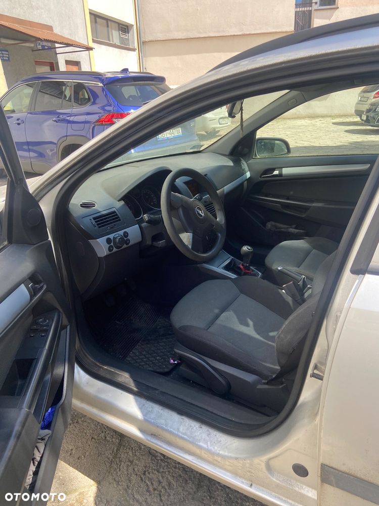 Opel Astra 1.3 CDTI - 5