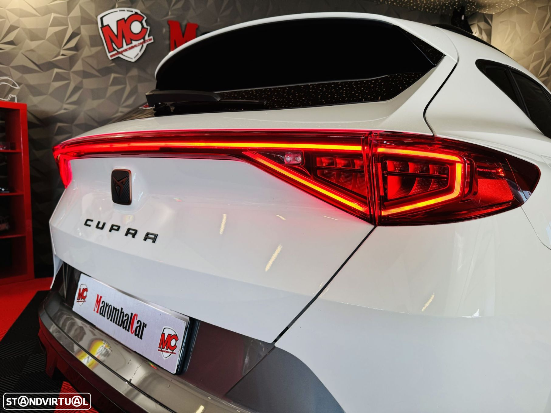 Cupra Formentor 1.4 e-Hybrid DSG - 4