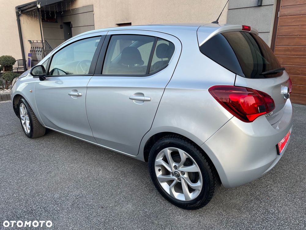 Opel Corsa 1.4 Cosmo - 4