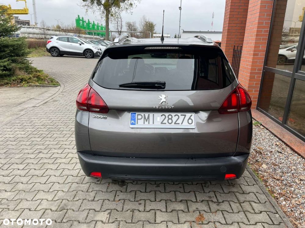 Peugeot 2008 PureTech 82 Signature - 6