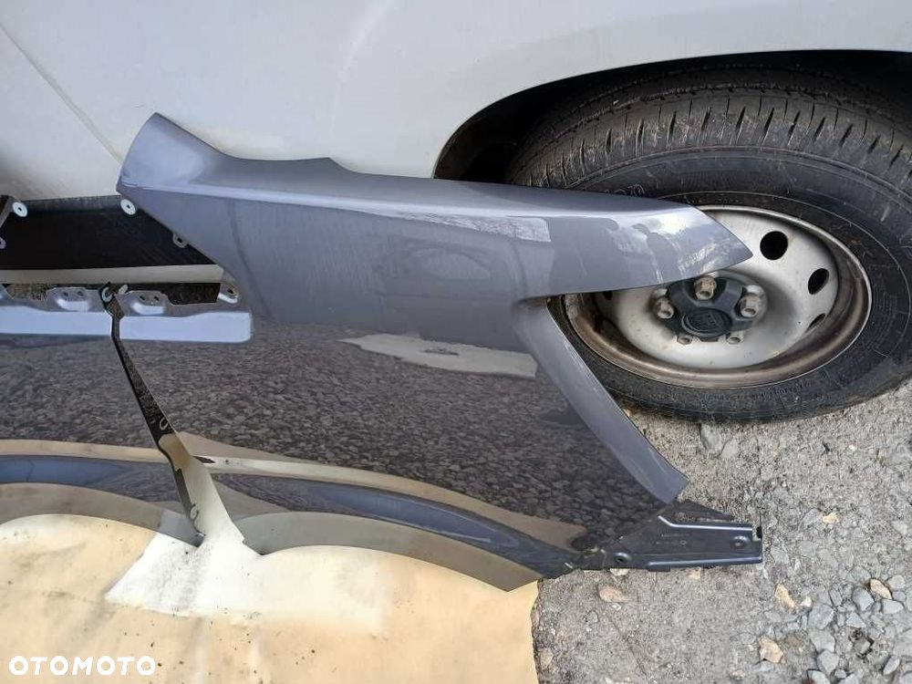 Błotnik przedni w kolor lewy prawy Renault Master IV V od 2024roku - 2
