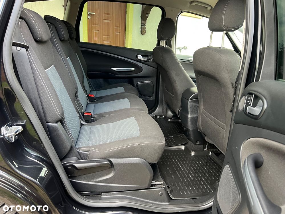Ford S-Max 2.0 TDCi DPF Champions Edition - 17