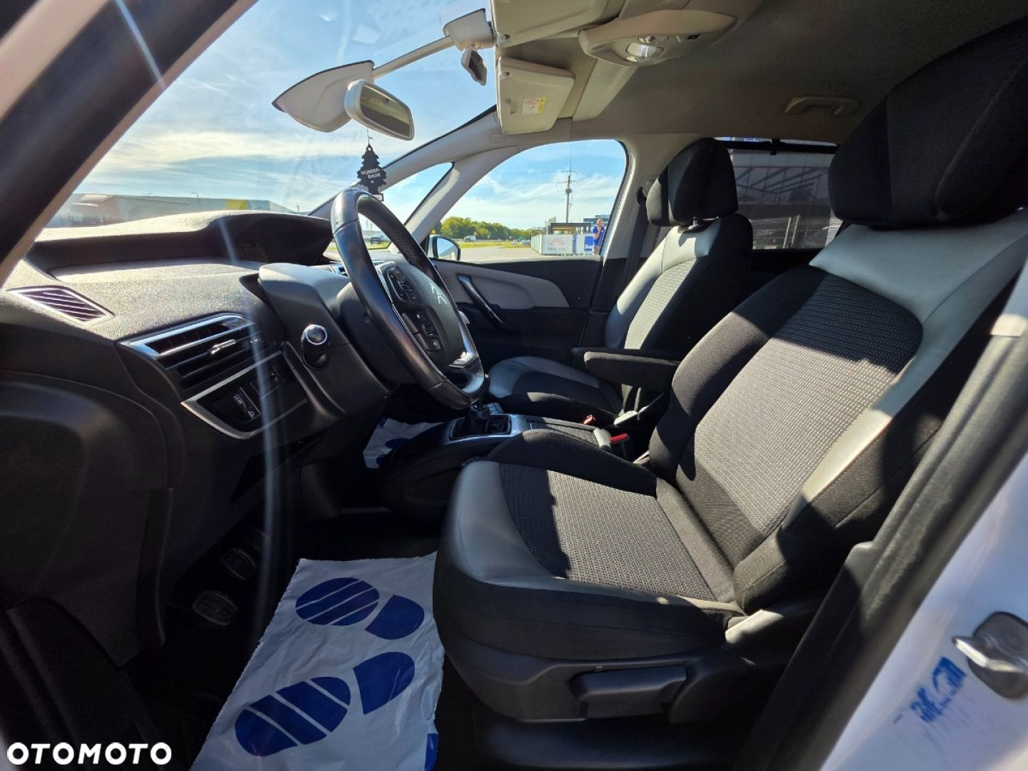 Citroën C4 Picasso - 9