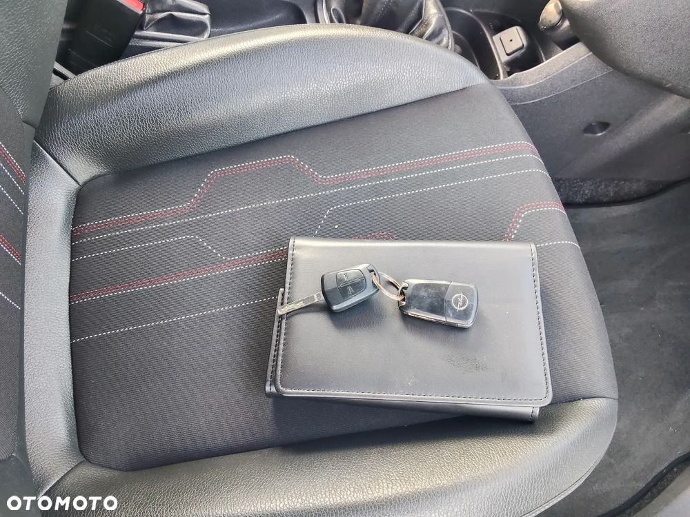 Opel Corsa 1.2 16V Enjoy - 38