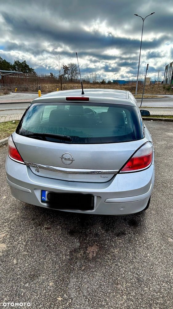 Opel Astra 1.6 Enjoy - 4