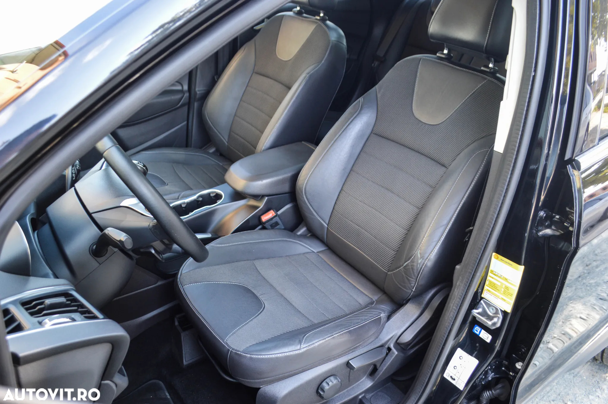 Ford Kuga 1.5 EcoBoost 2x4 Titanium - 21