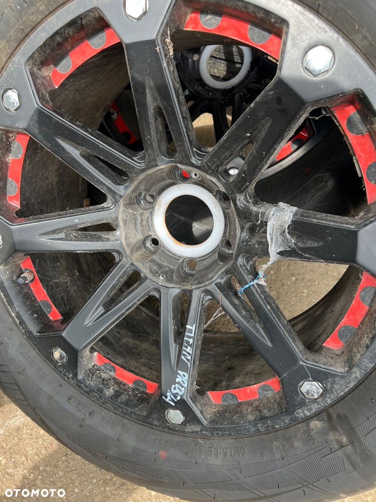 Felga Nissan titan 5.6b v8 20cali aluminiowa