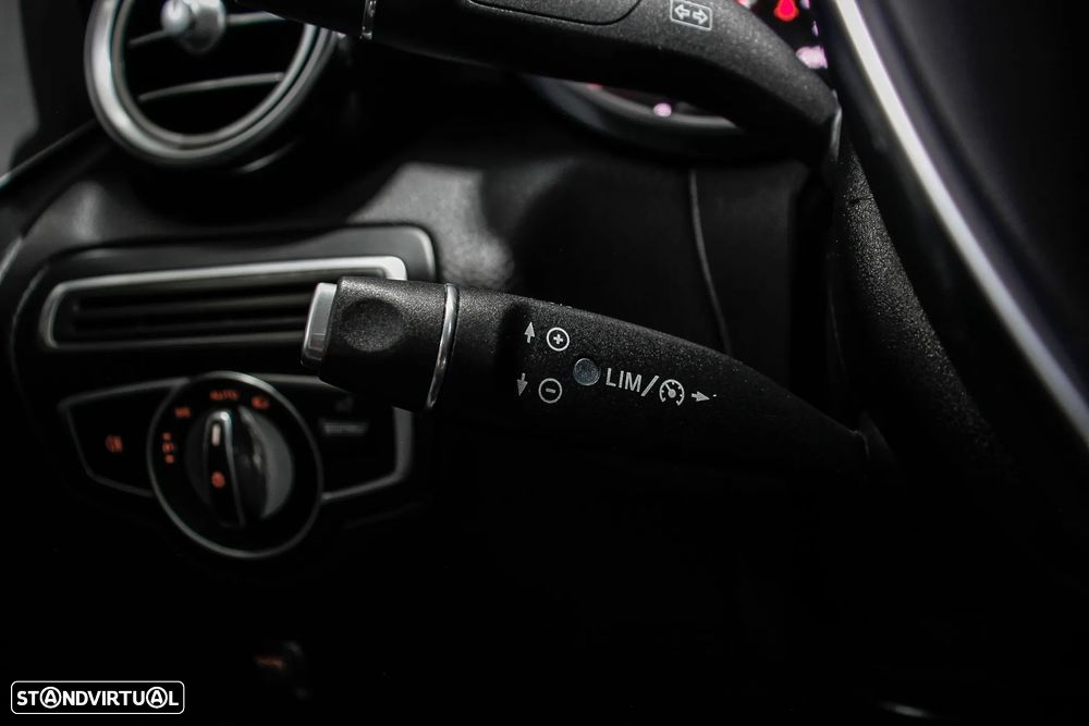 Mercedes-Benz GLC 250 d Coupé AMG Line 4-Matic - 35